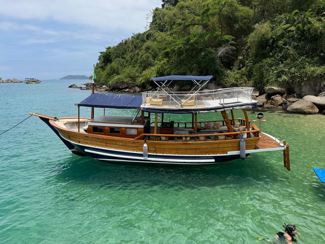 WhatsApp Image 2025-12-19 at 08.04.42